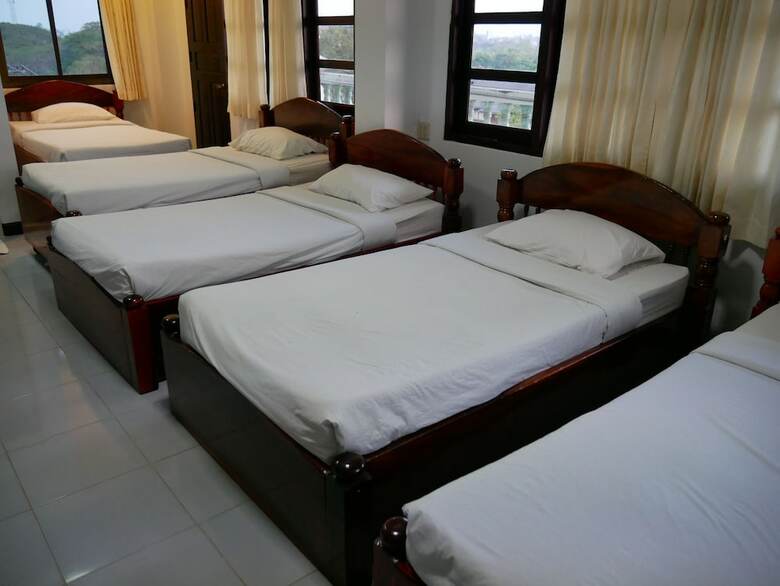 Samoar Riverside Hotel