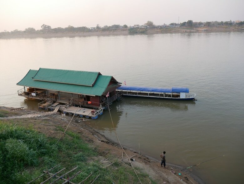 Samoar Riverside Hotel