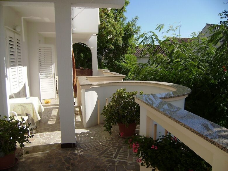 Apartments Neve