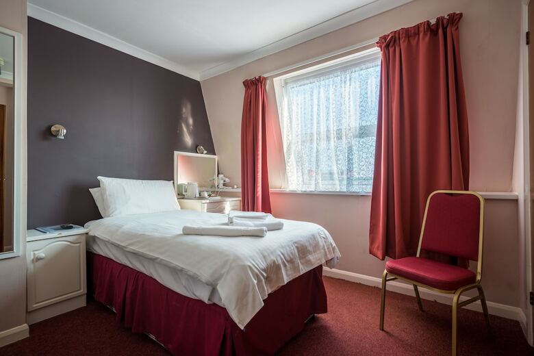 Bed & Breakfast Barrowfield Hotel