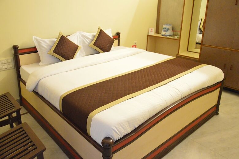 Oyo 7238 Hotel Mansarovar Palace