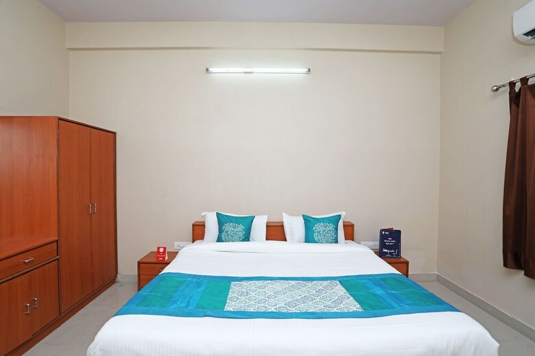 Oyo 10422 Hotel Udai Garh Palace