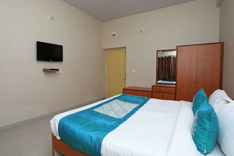 Oyo 10422 Hotel Udai Garh Palace