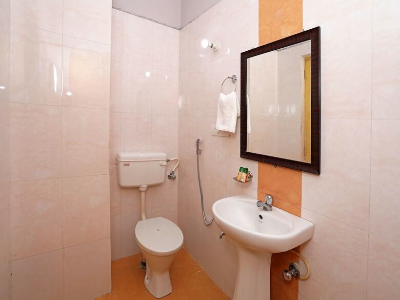 Oyo 10422 Hotel Udai Garh Palace