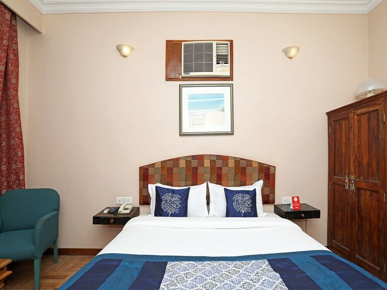 Oyo 9900 Hotel Pioneer Plaza