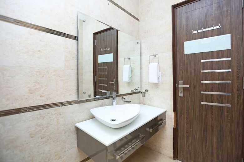 Hotel Oyo 9072 Noida Dreamz