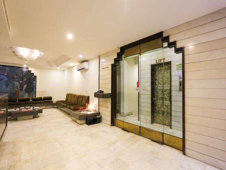Hotel Oyo Flagship 047 Railway Station Surat