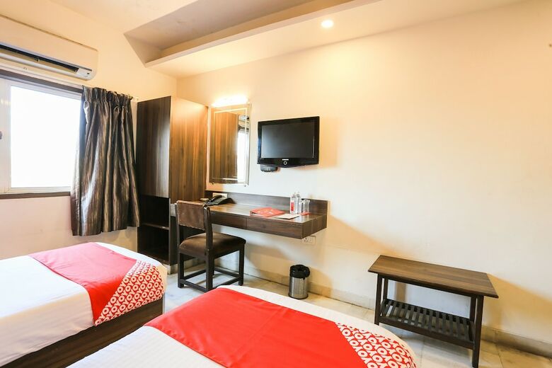 Hotel Oyo Flagship 047 Railway Station Surat