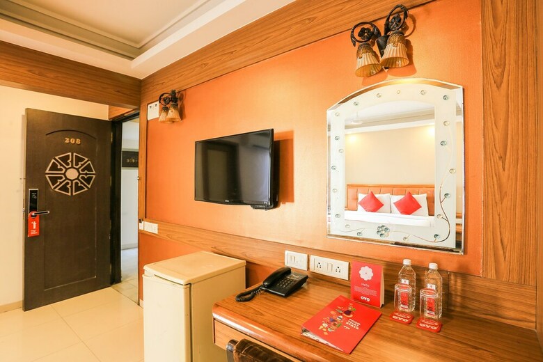 Hotel Oyo Flagship 047 Railway Station Surat