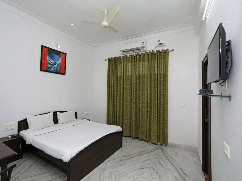 Hotel Oyo 9777 Home Duplex Studio Airport Road