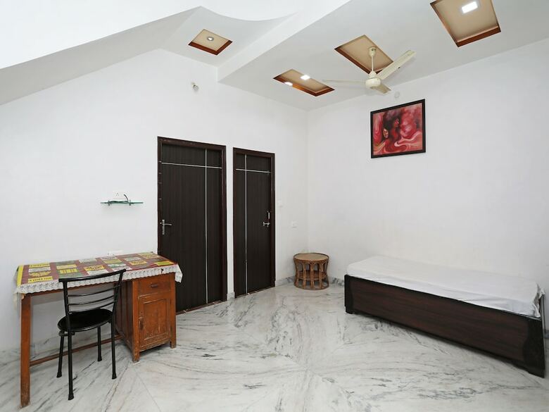 Hotel Oyo 9777 Home Duplex Studio Airport Road