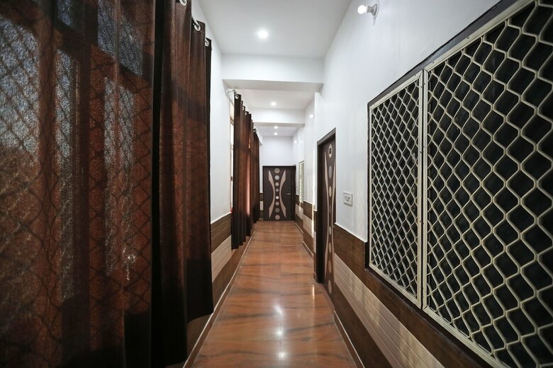 Hotel Oyo 10610 Anand Guest House
