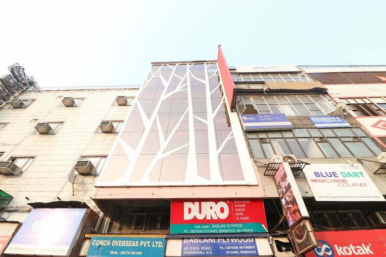 Oyo 11593 Hotel Aman Guest House