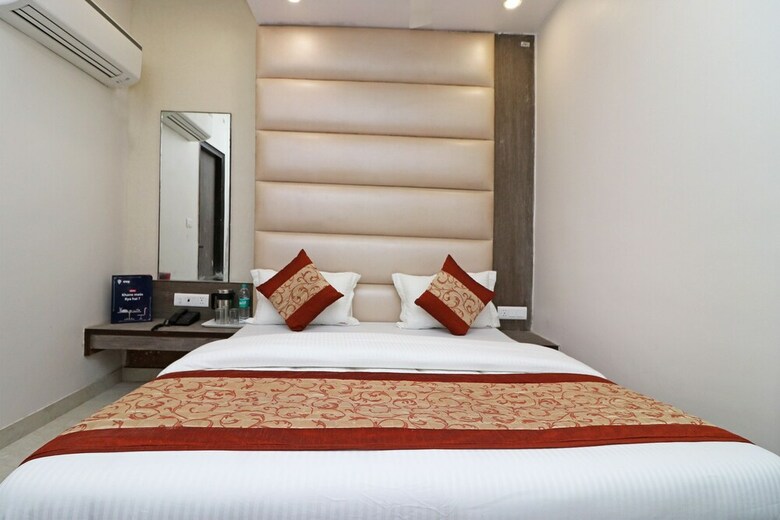 Oyo 11593 Hotel Aman Guest House