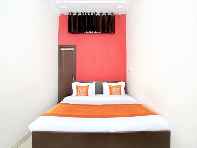 Hotel Oyo 11073 Amar Guest House