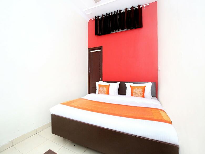 Hotel Oyo 11073 Amar Guest House