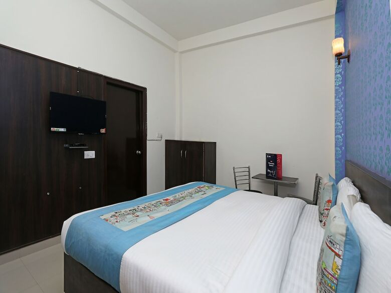 Hotel Taj Ansh
