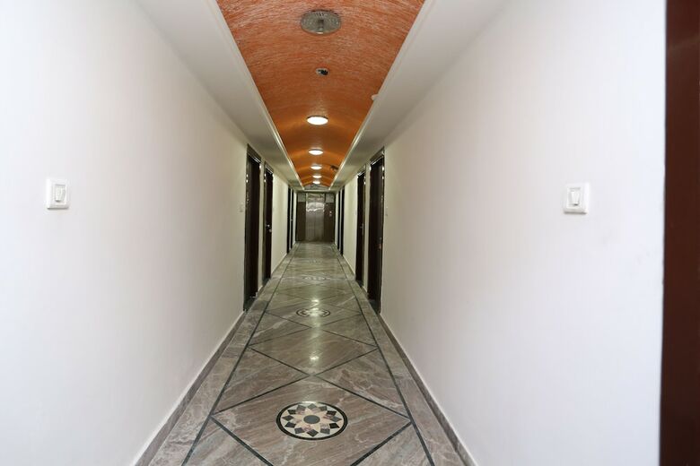 Hotel Oyo 10961 Near Railway Station