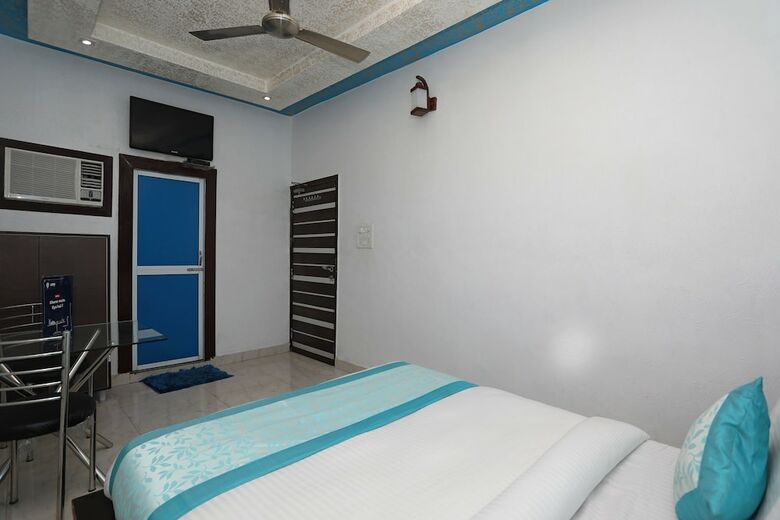 Hotel Oyo 10667 Prakash Guest House