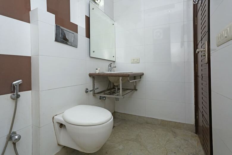 Corple Hotel And Stays