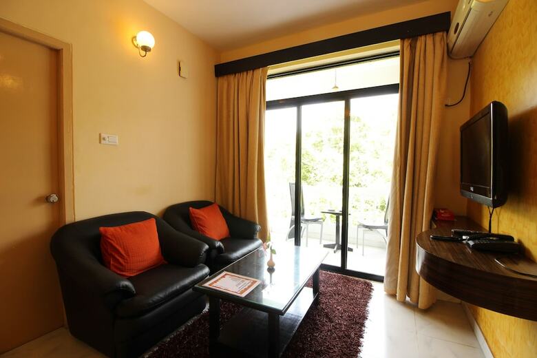 Apartamentos Oyo 10799 Home Premium Studio Paroda