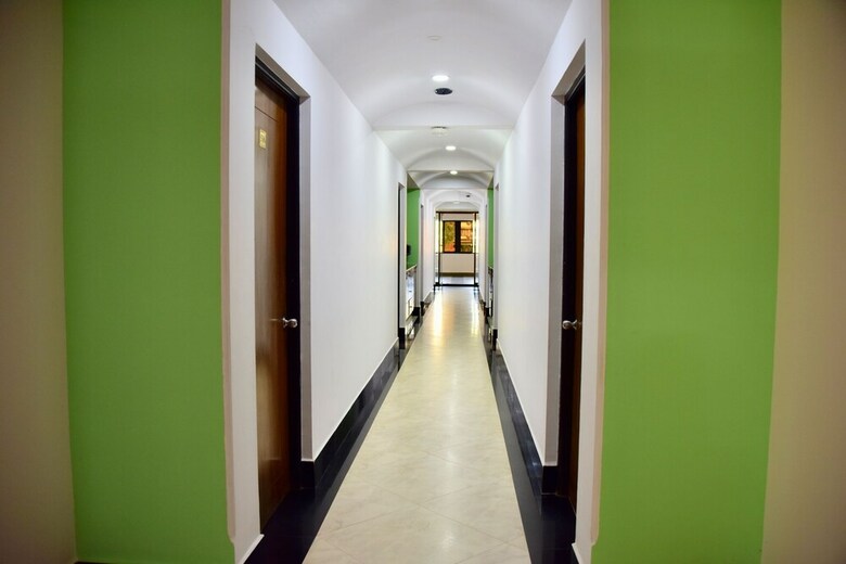 Oyo 10765 Hotel Tanish