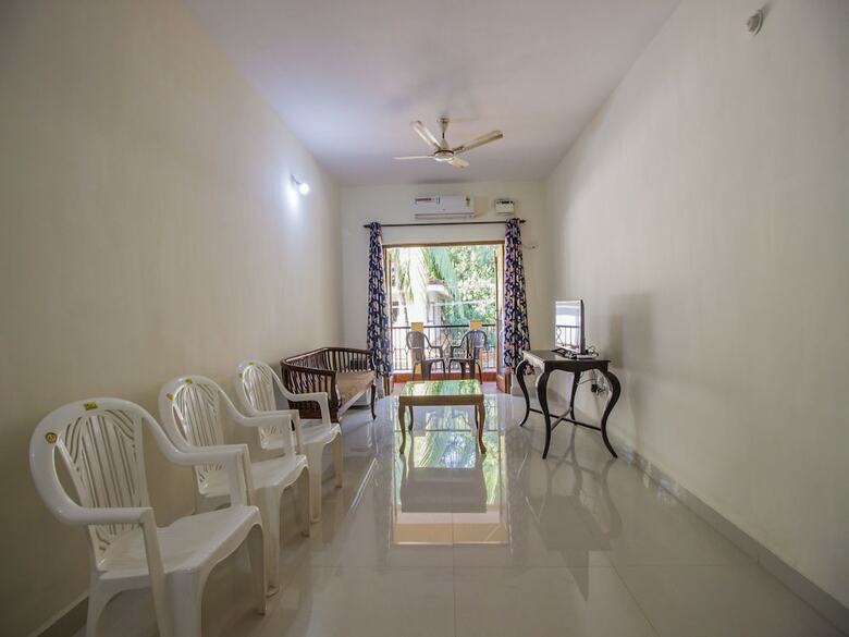 Villa Oyo 11573 Home Breezy 2bhk Candolim