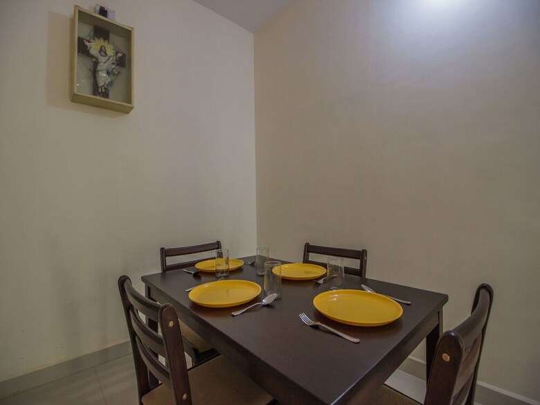 Villa Oyo 11573 Home Breezy 2bhk Candolim