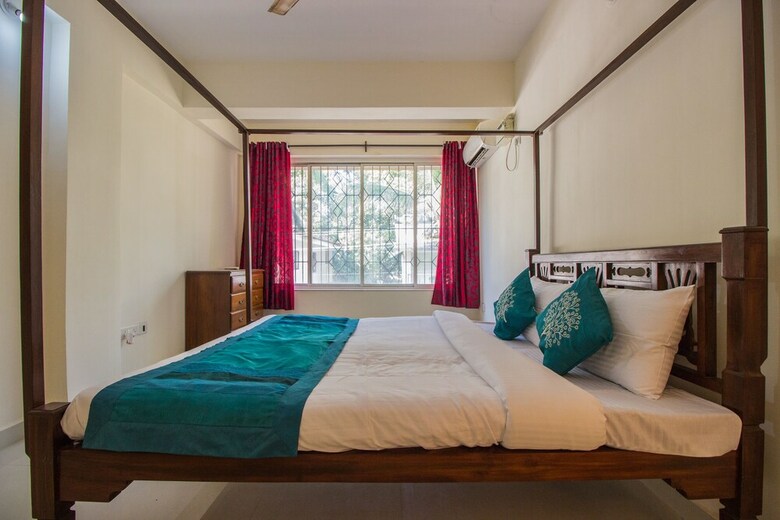 Villa Oyo 11573 Home Breezy 2bhk Candolim