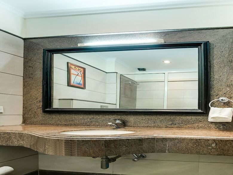 Oyo 7075 Hotel Oakland