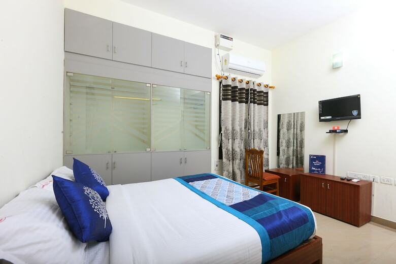 Hotel Oyo 10545 Sorgam Serviced Apartments