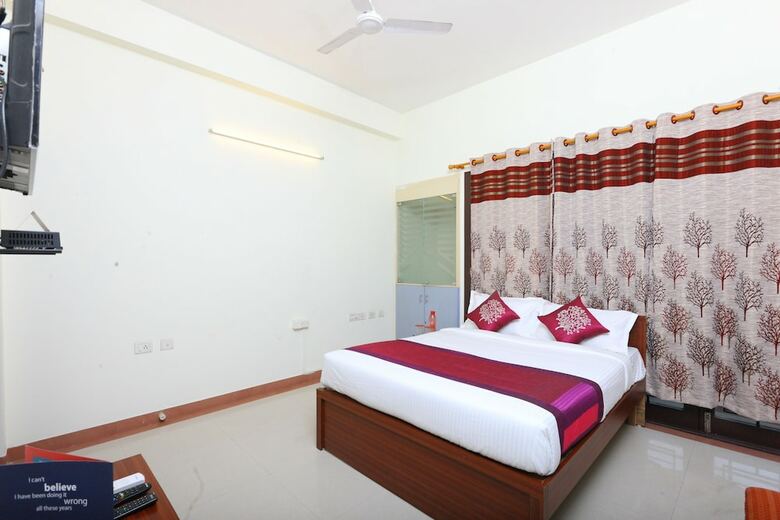 Hotel Oyo 10545 Sorgam Serviced Apartments