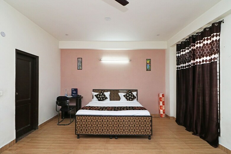 Hotel Oyo 11495 Mehta Guest House