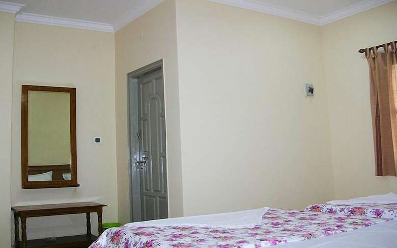Hotel Pujitha Residency