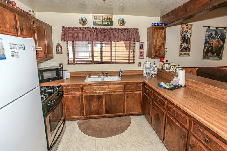 Cabana Black Bear Lodge