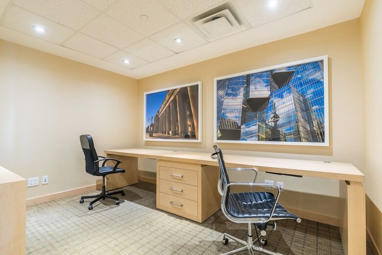 Apartamentos Simply Comfort. Maple Leaf Square
