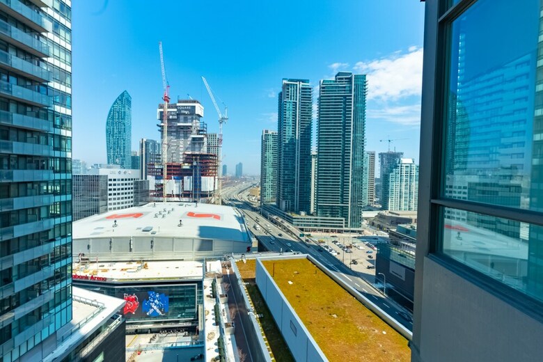 Apartamentos Simply Comfort. Maple Leaf Square