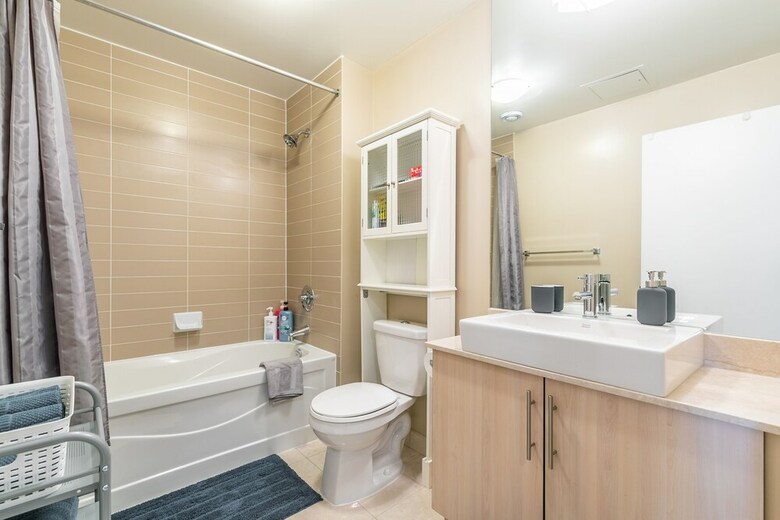 Apartamentos Simply Comfort. Maple Leaf Square