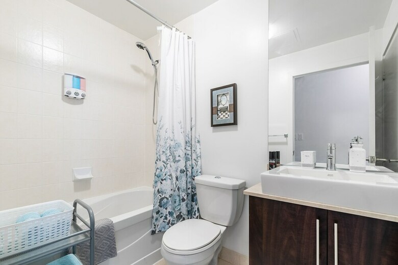 Apartamentos Simply Comfort. Maple Leaf Square