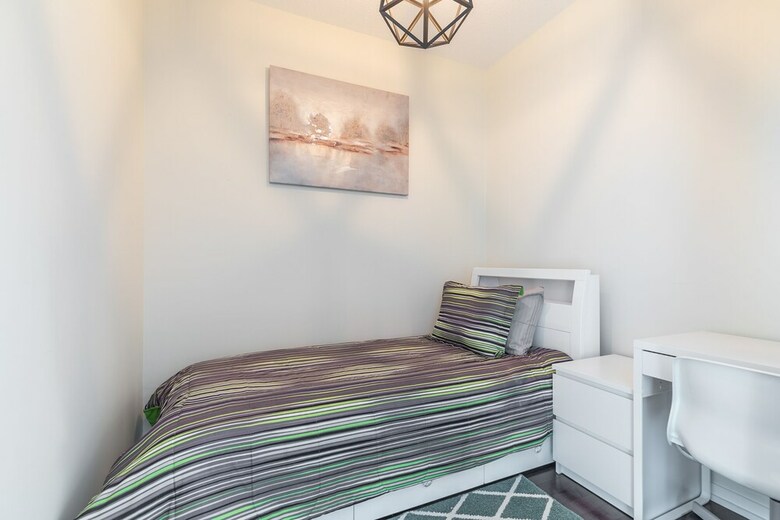 Apartamentos Simply Comfort. Maple Leaf Square