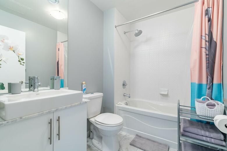 Apartamentos Simply Comfort. Maple Leaf Square