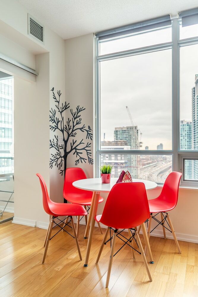 Apartamentos Simply Comfort. Maple Leaf Square