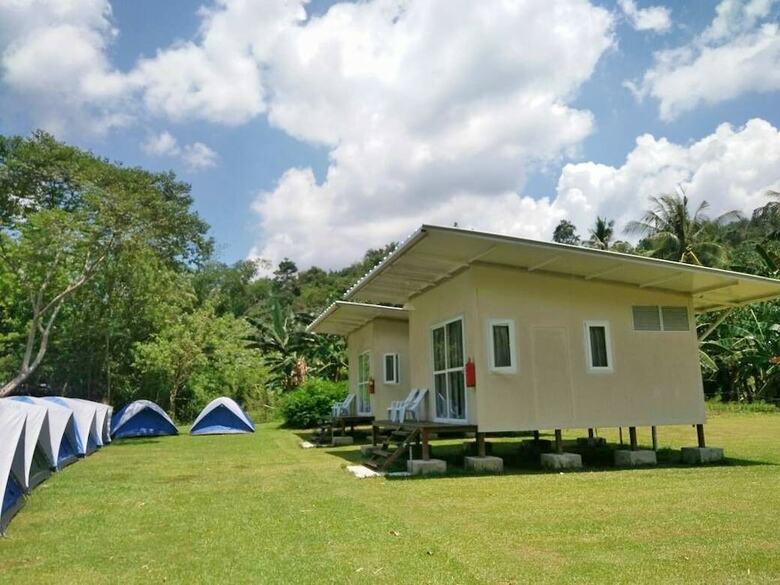 Bed & Breakfast Kiulu Riverside Chalet