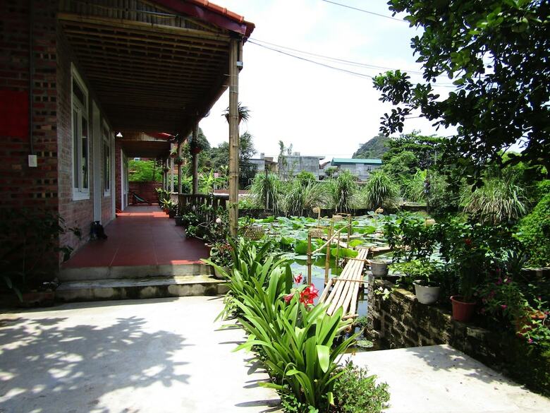Hotel Ninh Binh Mountain Side Homestay & Cafe