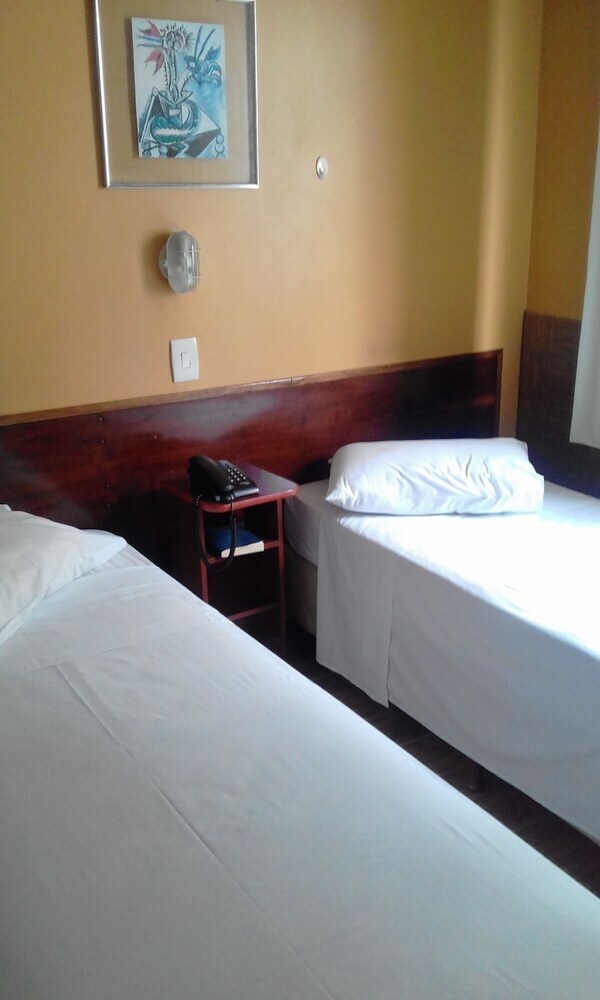 Alvear Hotel