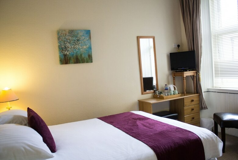 Hotel Auld Manse Guest House & Apartment