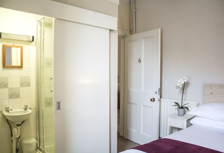 Hotel Auld Manse Guest House & Apartment