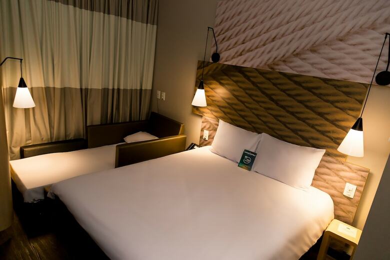 Hotel Ibis Lorena