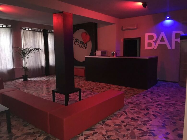 Stupido Hotel