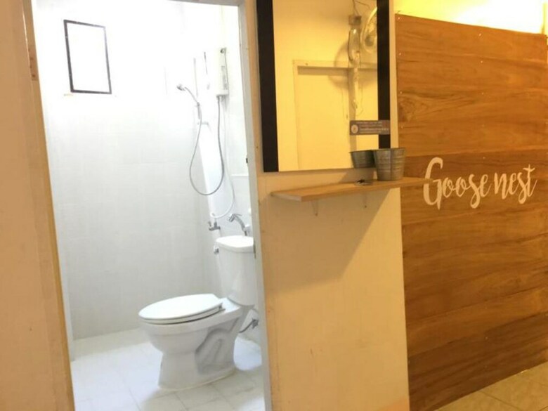 Hostal The Goose Cafe & Hostel
